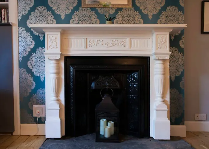 1 Bedroom Flat In Edinburgh